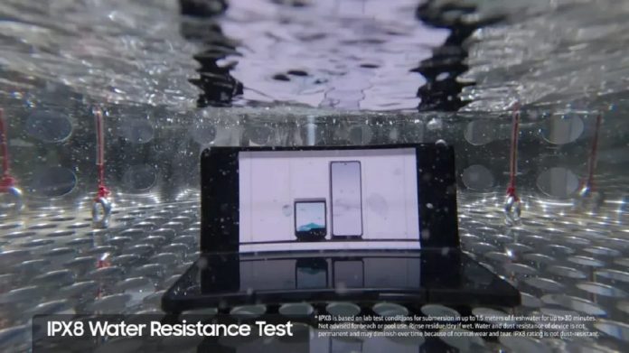 Samsung: linha de dobráveis resiste a 200 mil testes de durabilidade