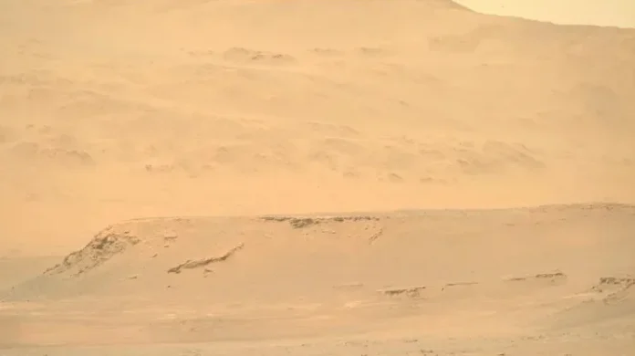 Rover Perseverance enfrenta mais um desafio para desvendar passado de Marte
