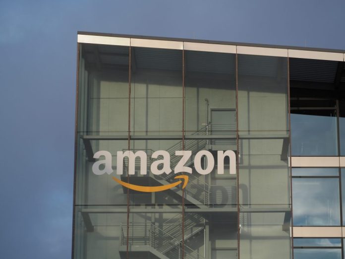 Amazon adia o lançamento da nova Alexa para 2025