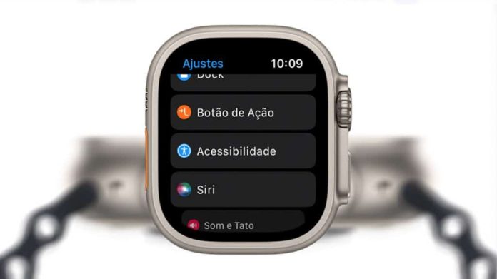 Montagem de Apple Watch Ultra com função Botão de Ação na tela