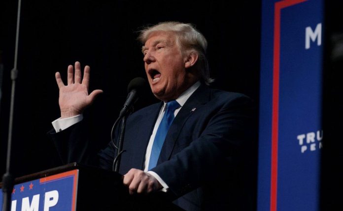 Trump no palanque