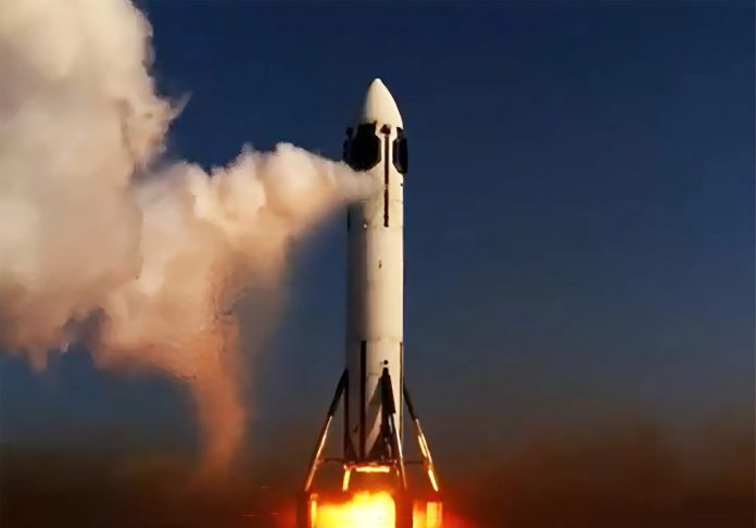 Honda tem sucesso em lançamento e pouso de foguete