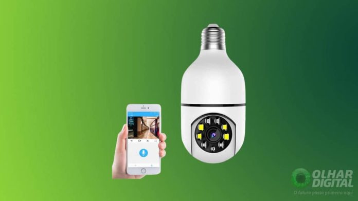 Câmera de segurança em formato de lâmpada da marca Yocahu