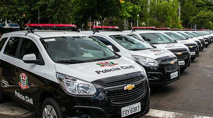 Homem atropela e arrasta ex-namorada na Marginal Tietê