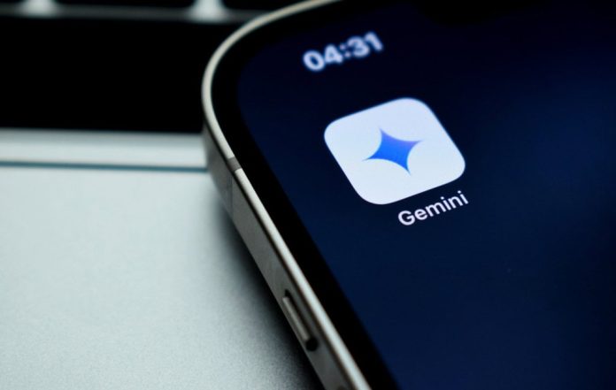 Ícone do aplicativo do Gemini em um smartphone