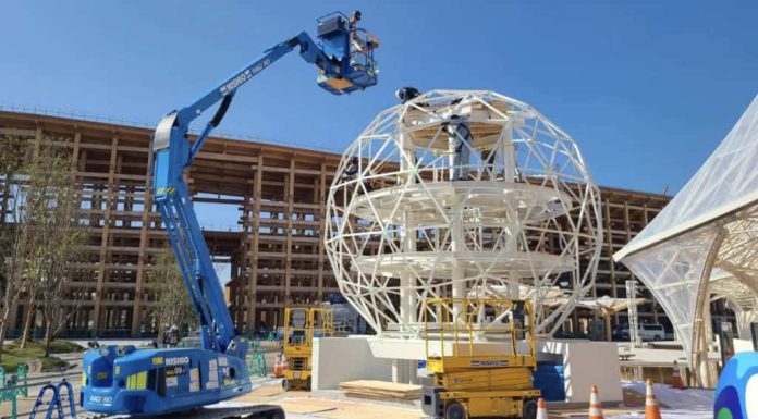Ecossistema urbano em Osaka mostra agricultura sustentável A cúpula “Fonte da Vida” mostra como cultivar alimentos em áreas urbanas usando plantas e peixes em ciclo fechado.
