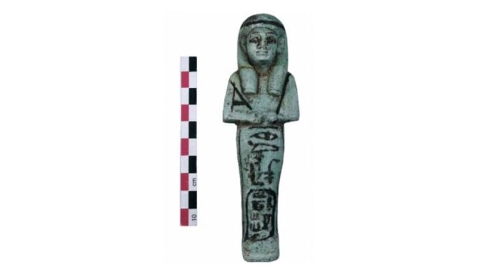 Exemplar de estatueta encontrada em tumba de faraó no Egito