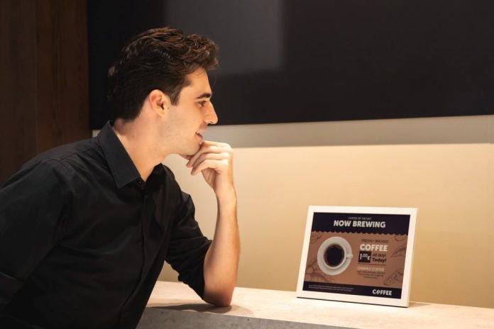 A tela colorida da Samsung feita de algas que quase não gasta bateria