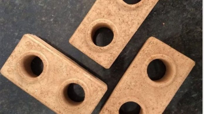 Como fazer casas sustentáveis com tijolos que parece pecinha de montar e não precisa de cimento
