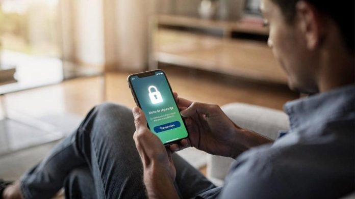 Estão clonando WhatsApp em massa e você ainda não ativou essa proteção?